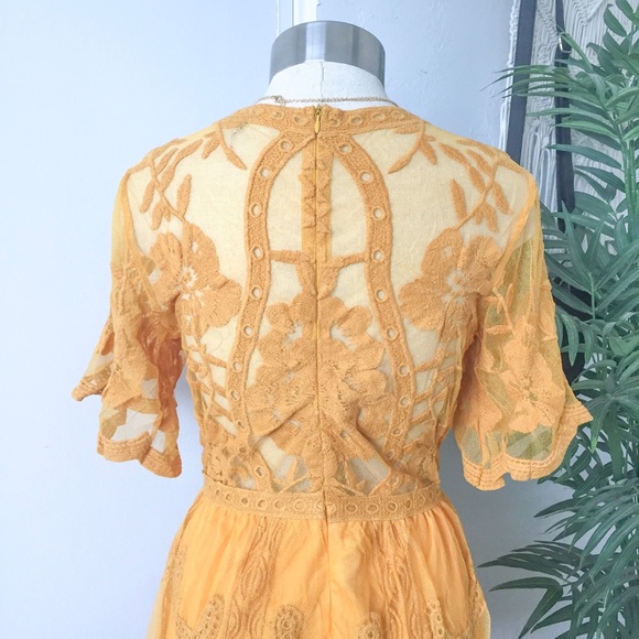 NWT Mustard Lace Romper - Picture 6 of 7